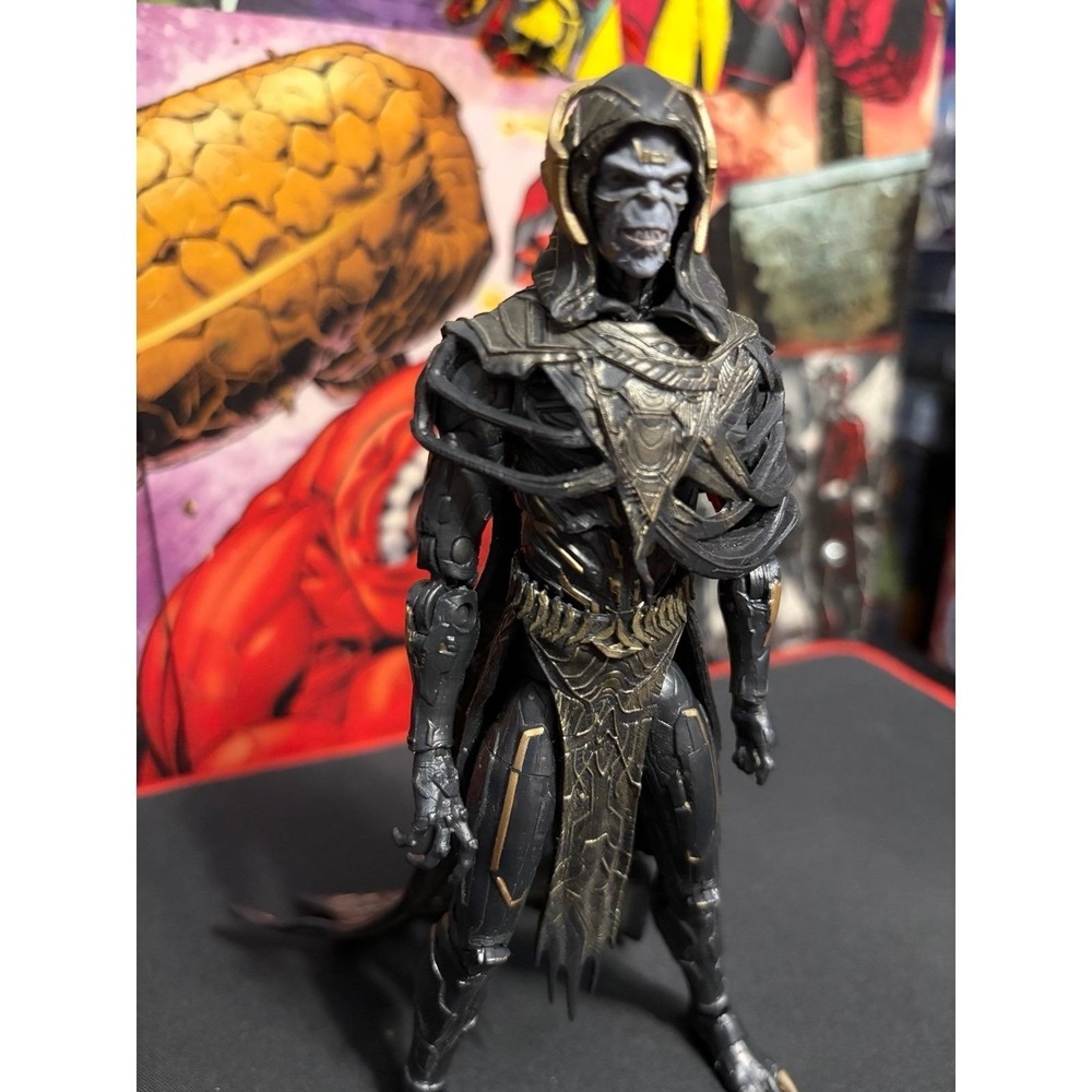 Marvel Legens - Corvus Glaive (Combo)